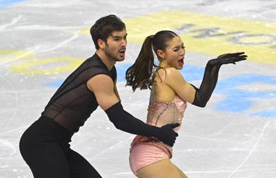 Laurence Fournier Beaudry și Guillaume Cizeron, pe primul loc după programul scurt în proba de dans la Campionatele Mondiale