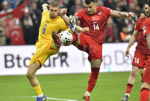 Daniel Bîrligea, gata să joace și în amicalul cu Slovacia // FOTO: Cristi Preda (GSP)