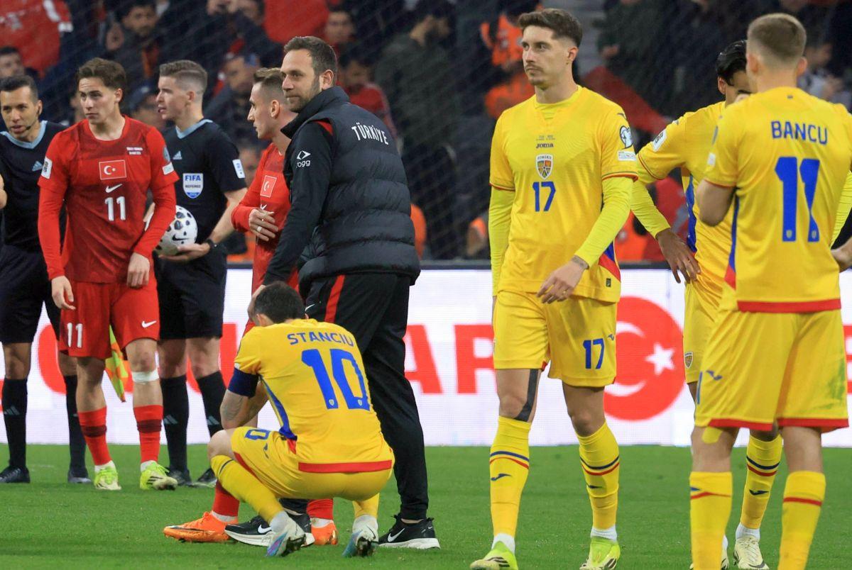 Greu de consolat! Detaliul surprins după Turcia - România: el a fost cel mai afectat „tricolor” după eșec. Final de drum la națională?