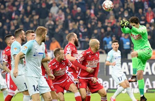Dinamo și FCSB au șanse mici să-și joace meciurile în Antalya