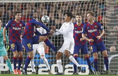 Alarmă: La Liga, primul mare campionat european care s-ar putea suspenda definitiv! Barcelona și Real Madrid opresc lupta la titlul + cluburile pierd 1 miliard