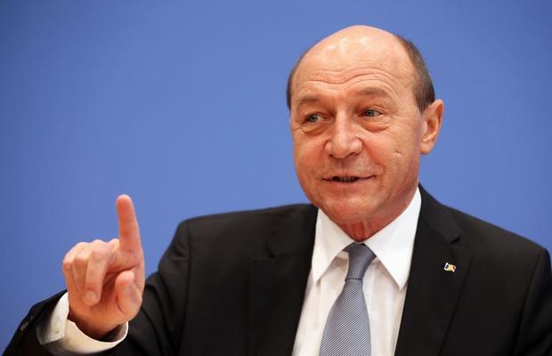Traian Băsescu ironizează gafa de proporții a lui Donald Trump: „Să-mi fi dat Dumnezeu un asemenea candidat, nici nu mai veneam la dezbateri”