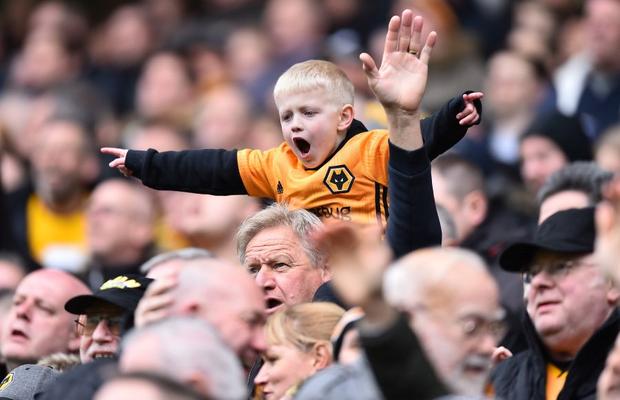 Fanii lui Wolverhampton și-au văzut visul cu ochii: „lupii” au câștigat Premier League, în fața lui Liverpool