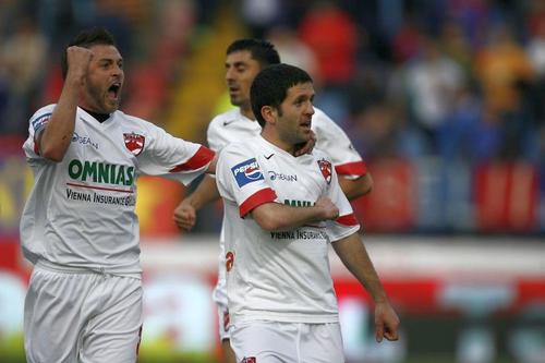 În 2007, Dinamo nu le-a dat șanse celor de la FCSB