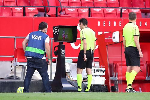Arbitrajul video va fi prezent și în Liga 1 // FOTO: Guliver/GettyImages