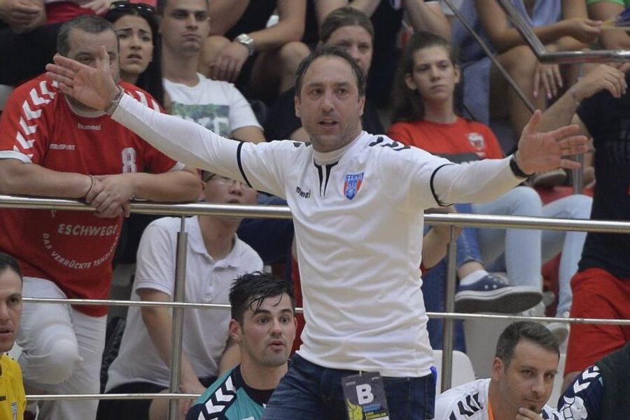 Ovidiu Mihăilă Moment halucinant în „Liga Florilor” » Antrenorii au sărit la bătaie după Gloria Buzău - Măgura Cisnădie: „Nici nu vreau să îi rostesc numele”