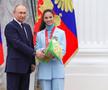 A făcut înconjurul lumii! Ce mesaj a avut o sportivă rusă la festivitatea de premiere de la Kremlin // foto: Imago