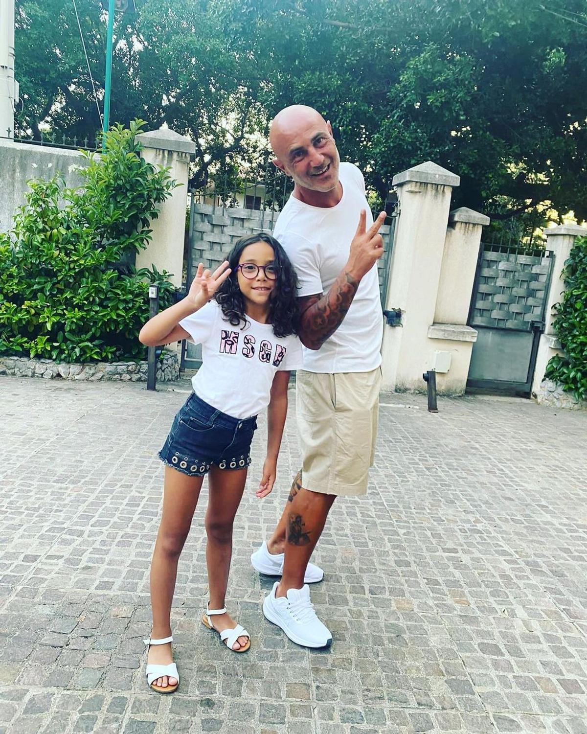 „Coșmarul” lui FCSB și-a băgat fratele la închisoare! De ce nu a putut să-l ierte