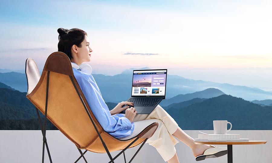 ASUS Zenbook S 13 OLED (UX5304), laptopul ultra-subțire și super-ușor