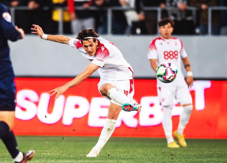 Jucătorul lui Dinamo care le-a luat ochii echipelor din Liga 1: „E dorit de câteva formații, Rapid m-a întrebat de el tot timpul”