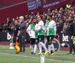 Scene șocante în West Ham - Liverpool » Salah a sărit la Klopp, pe marginea terenului! A fost nevoie de intervenția colegilor