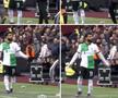 Scene șocante în West Ham - Liverpool » Salah a sărit la Klopp, pe marginea terenului! A fost nevoie de intervenția colegilor