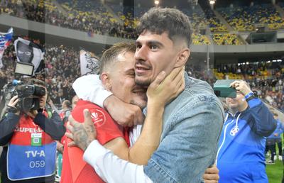 Căpitanul campioanei, prima reacție: „Am izbucnit în lacrimi. Nici nu știu cum să mă bucur”