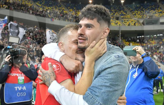 Căpitanul campioanei, prima reacție: „Am izbucnit în lacrimi. Nici nu știu cum să mă bucur”