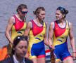 Barca feminină de patru rame-argint