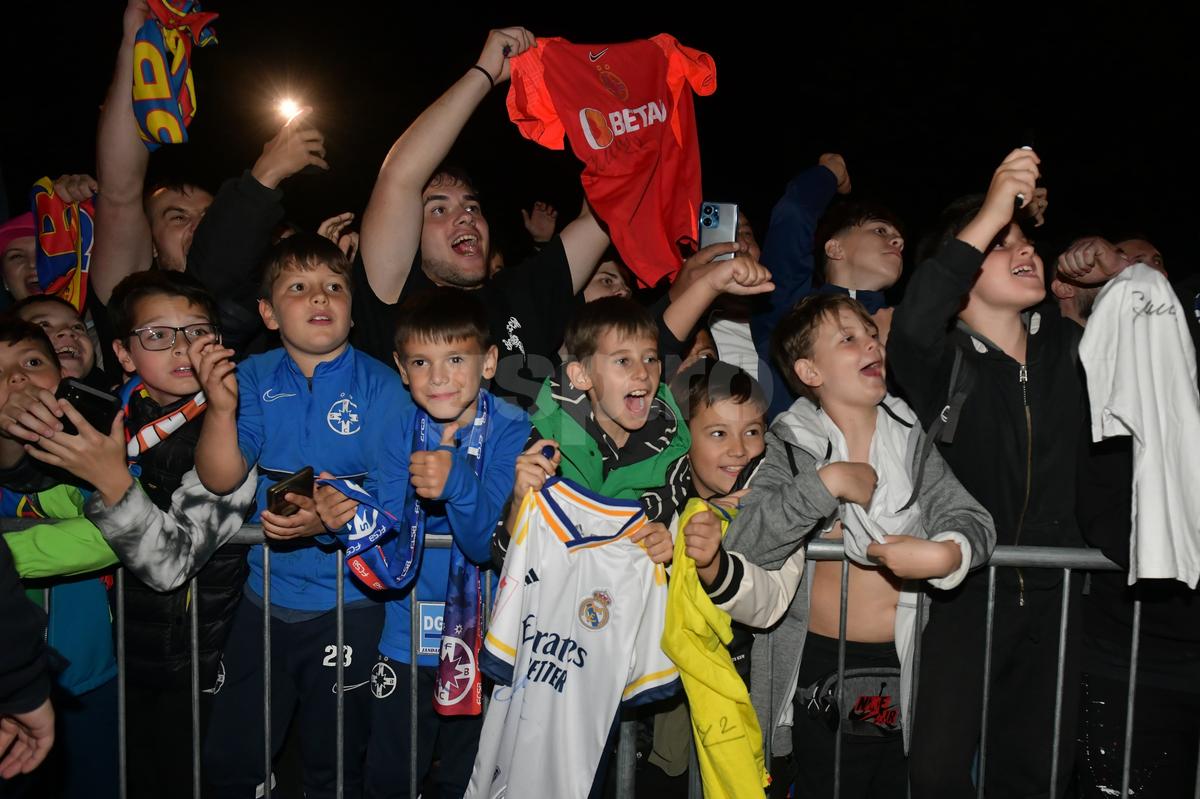 FCSB, campioana României. Imaginile bucuriei