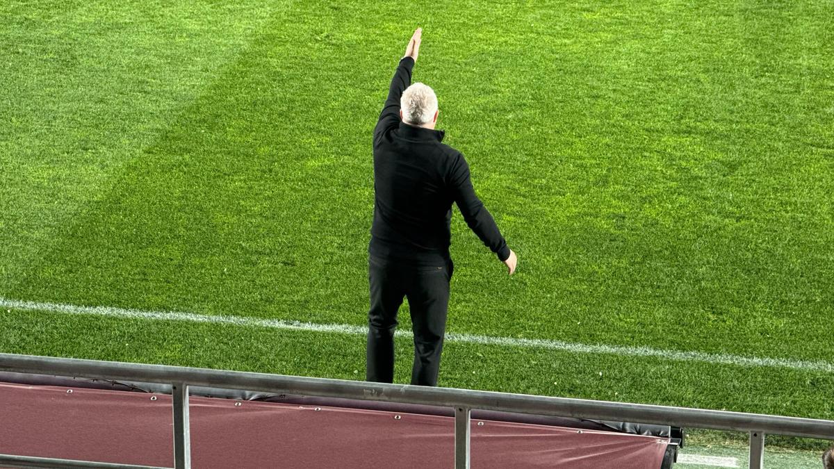 Marius Șumudică nu infirmă posibilitatea de a reveni în Turcia: „Nu iese fum fără foc”