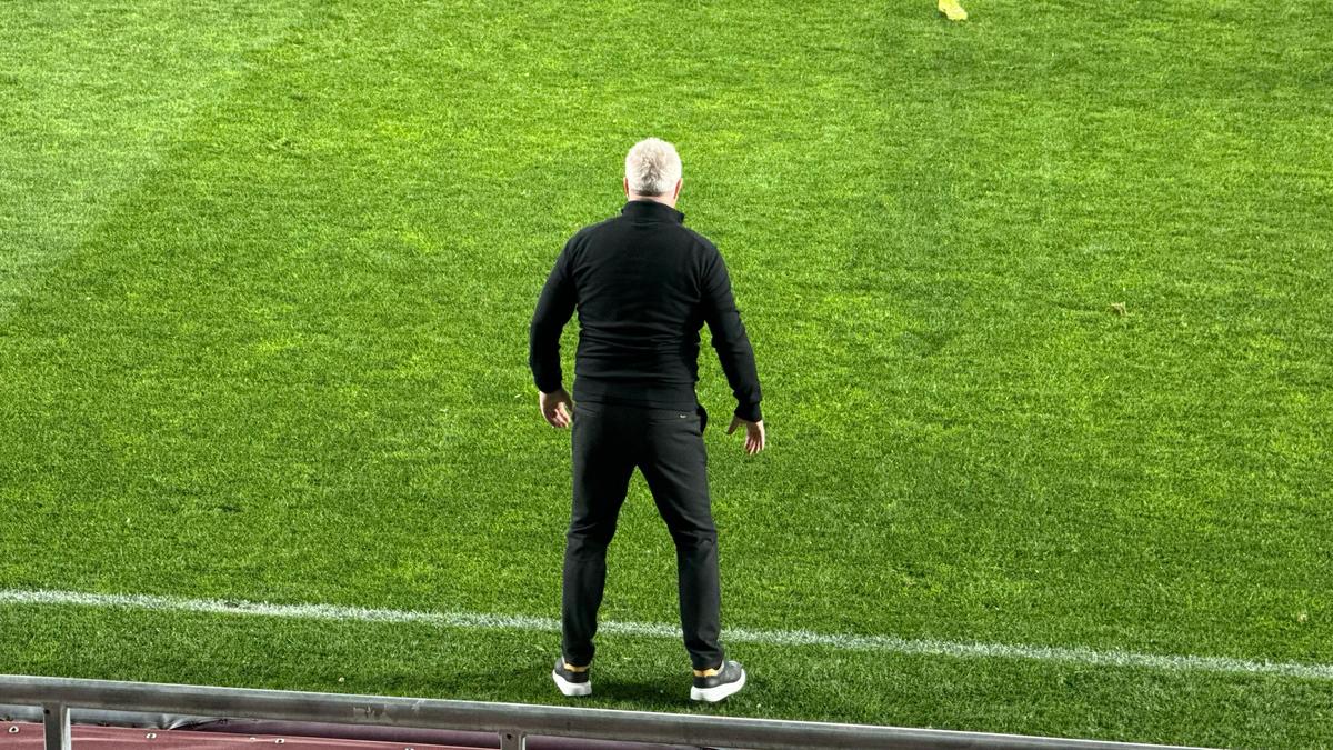 Marius Șumudică nu infirmă posibilitatea de a reveni în Turcia: „Nu iese fum fără foc”