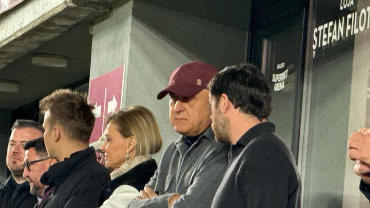 VIP-uri la Rapid - FCSB » Șucu și Angelescu au fost însoțiti de soții