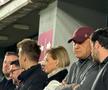Tribună oficială înțesată de VIP-uri la Rapid - FCSB » Șucu și Angelescu au venit alături de soții