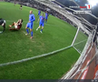 Radu Petrescu i-a refuzat Rapidului un penalty, după ce Christensen a fost tamponat de Târnovanu: „Decizie eronată”
