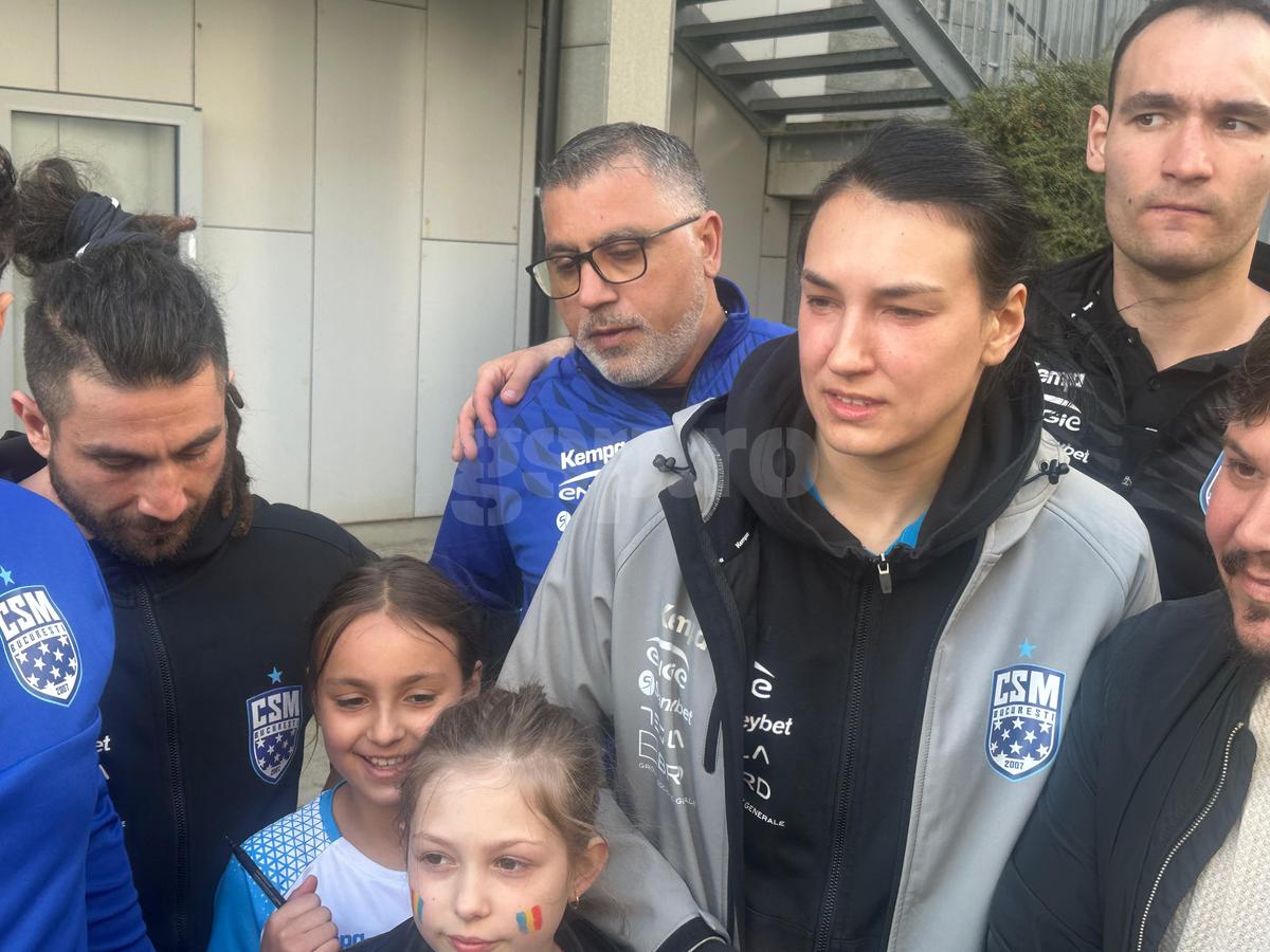 Zgâriată pe față și cu ochii în lacrimi, Cristina Neagu abia a rostit câteva cuvinte după eliminare: „Supărarea oricum rămâne”