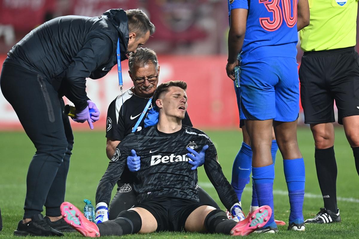 RAPID - FCSB, etapa 6 play-off — Eduard Vînătoru