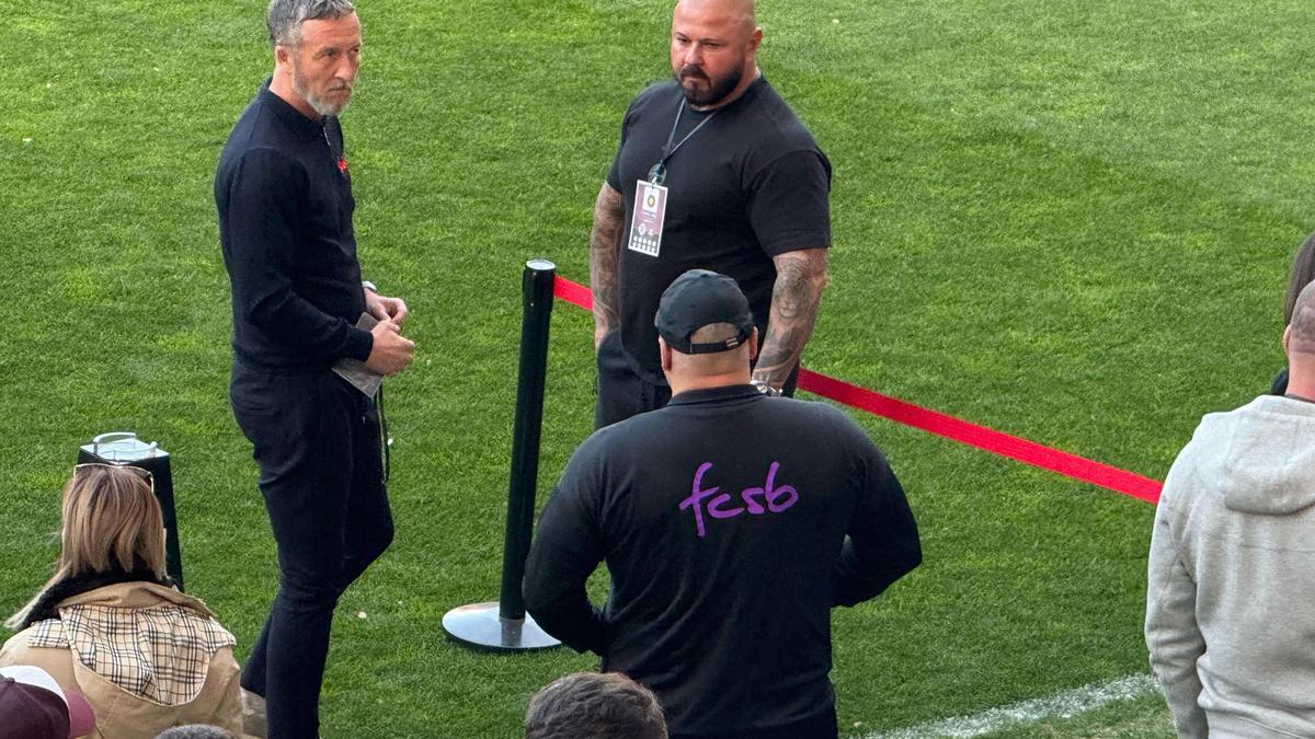 Mihai Stoica, surprins alături de George „Pachet” și „Buze”, înainte de Rapid - FCSB