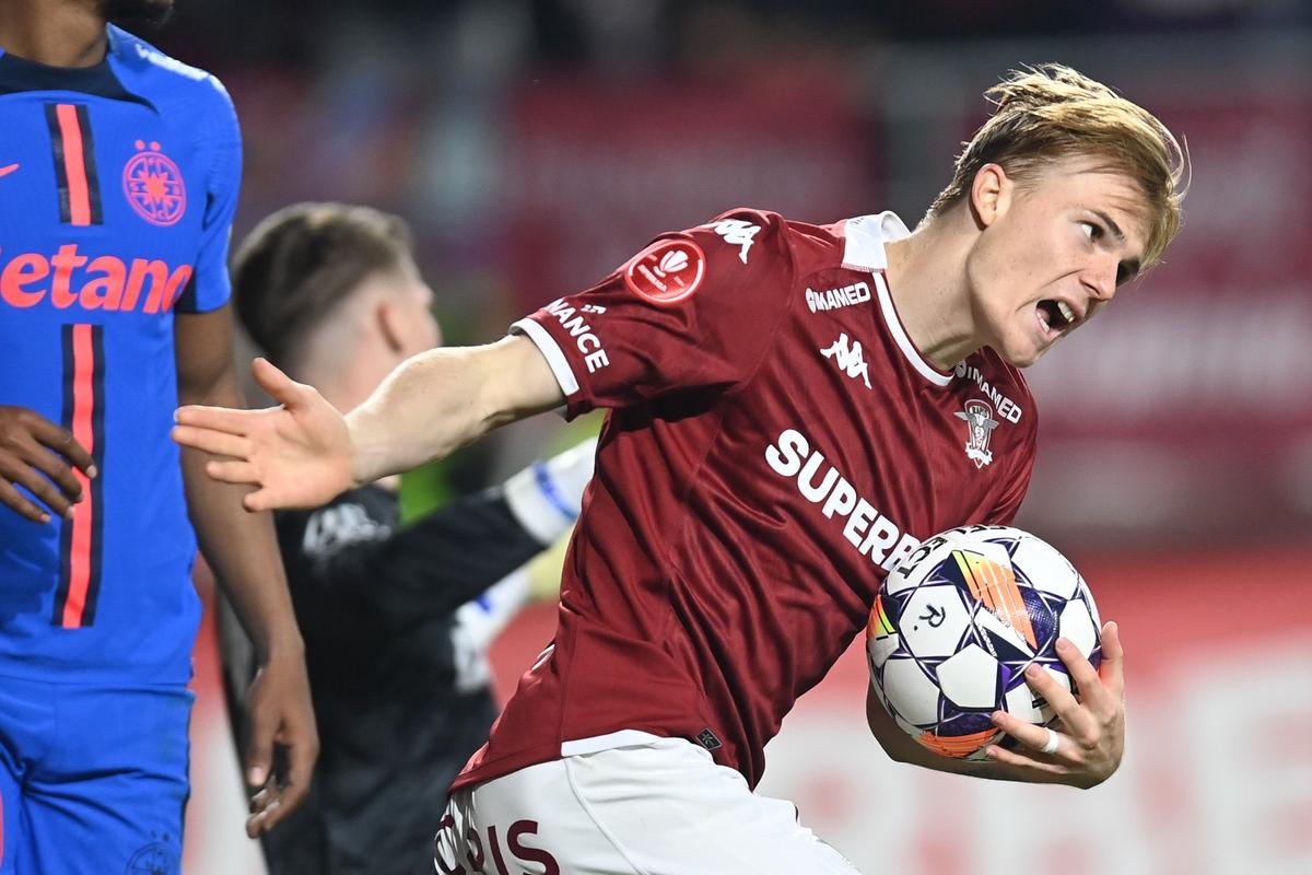 Mihai Stoica a „tunat” după Rapid - FCSB 1-2: „În prima am arătat ca o echipă de UCL, în a doua ca una de play-out! Arbitrajul a fost de excepție”