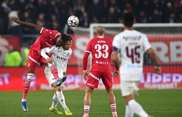 Cum îi pot ajuta „câinii” pe marii rivali de la FCSB în lupta la titlu » De ce trebuie să se ferească formația CFR Cluj