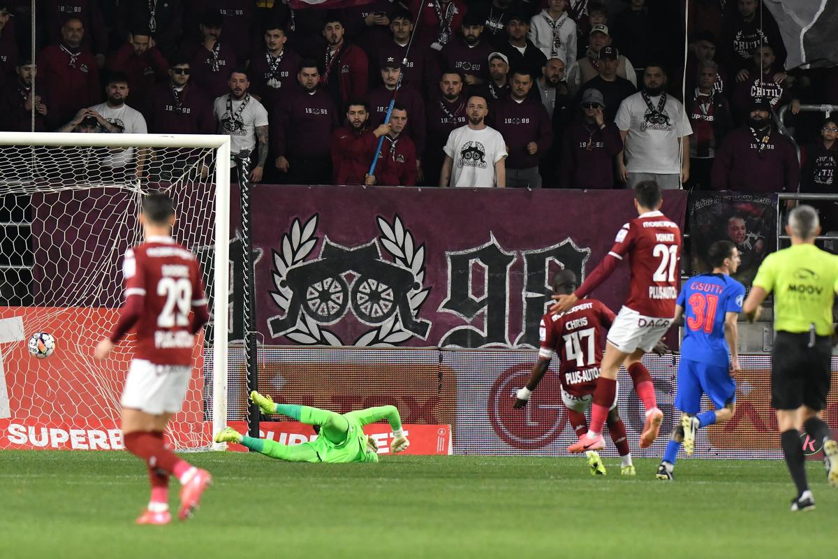 Gigi Becali, prima reacție, după ce FCSB a făcut un pas uriaș spre titlu: „Sunt superantrenor! Asta le-am spus la pauză” » Remarcații lui + Jucătorul criticat