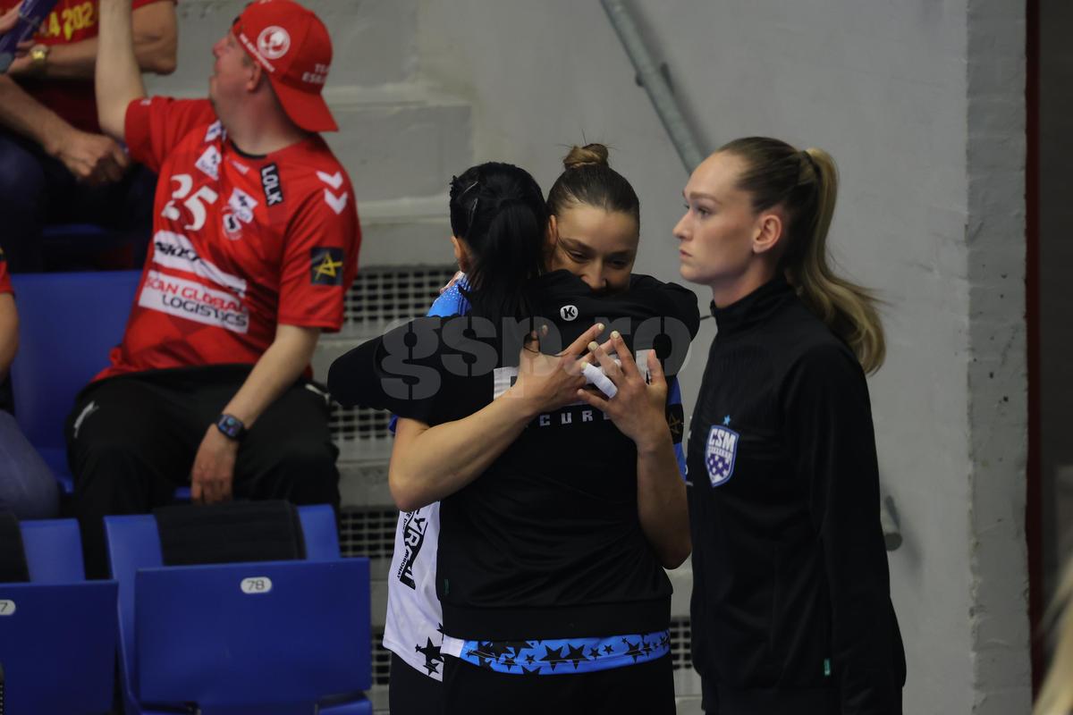 Copleșitor! Reporterii GSP au surprins imagini UNICE cu Cristina Neagu, înainte de Esbjerg - CSM București