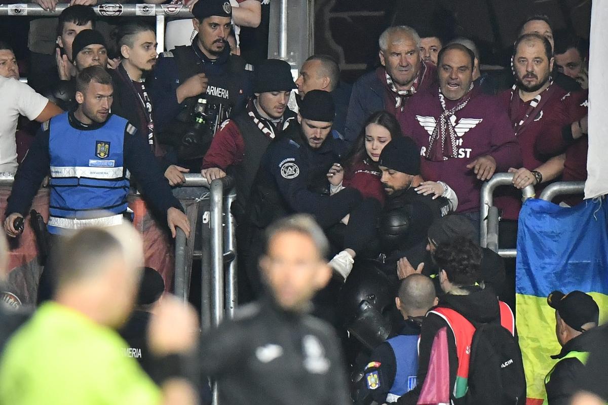 Gigi Becali, prima reacție, după ce FCSB a făcut un pas uriaș spre titlu: „Sunt superantrenor! Asta le-am spus la pauză” » Remarcații lui + Jucătorul criticat