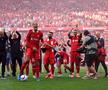 Imagini antologice de la petrecerea de titlu a lui Liverpool » Arne Slot, dedicație specială pentru Jurgen Klopp
