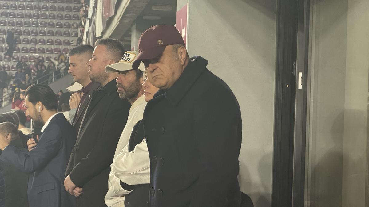 Victor Angelescu s-a dus peste arbitri » Ce s-a întâmplat în Giulești, după Rapid - FCSB: „Jegosul ăsta nu mai arbitrează aici!”