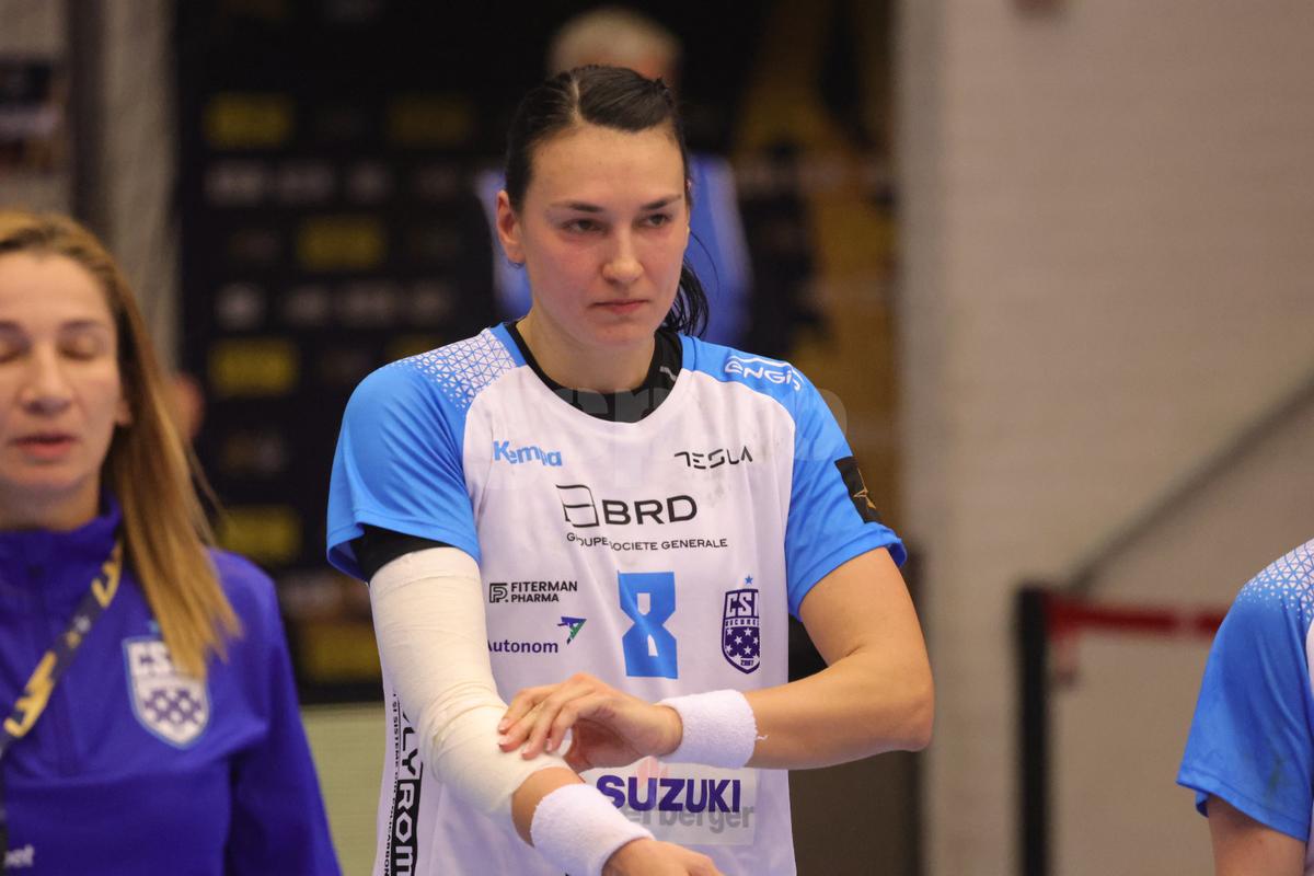 Cristina Neagu, în lacrimi după ultimul meci din carieră în Champions League