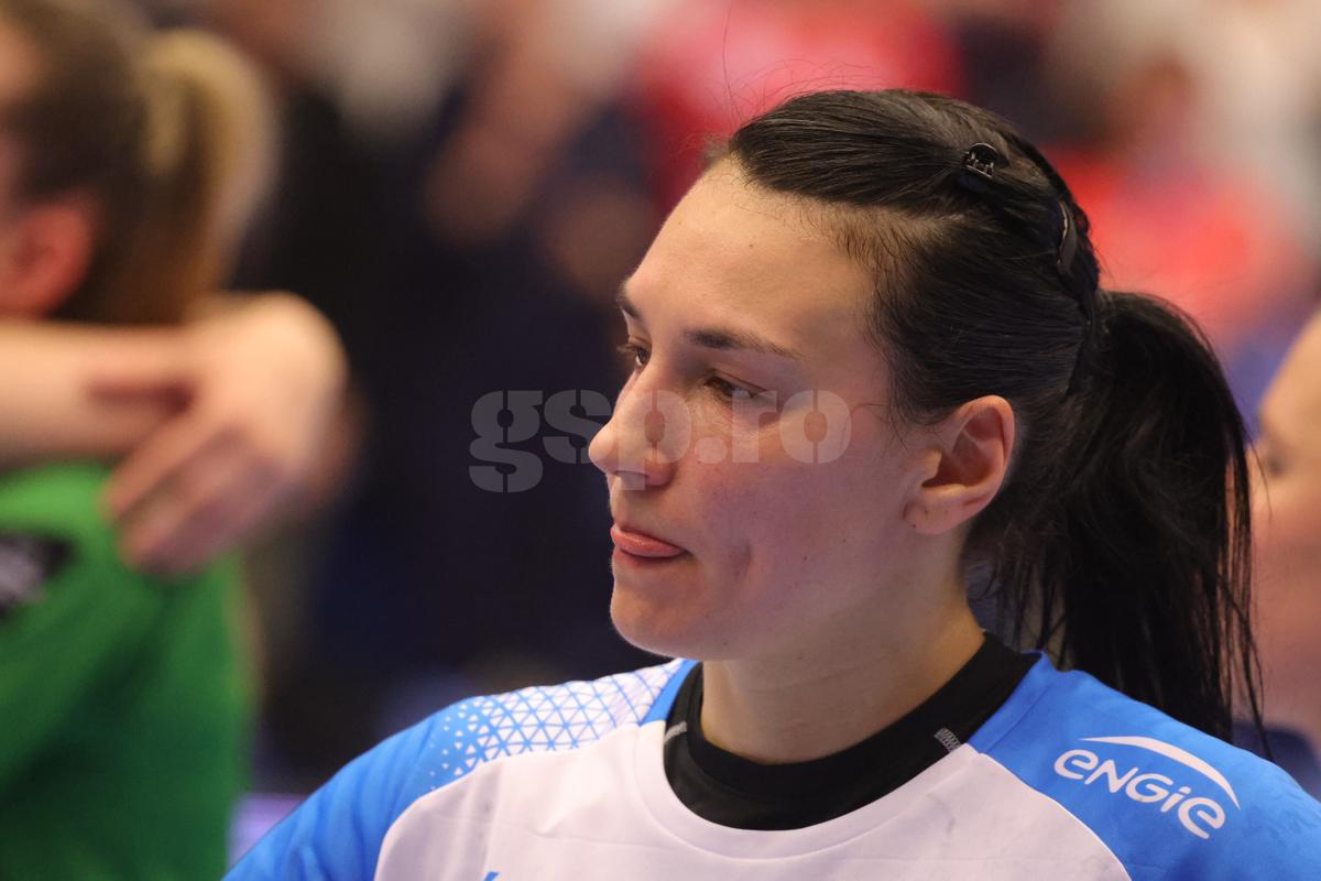 Cristina Neagu, în lacrimi după ultimul meci din carieră în Champions League