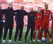 Imagini antologice de la petrecerea de titlu a lui Liverpool » Arne Slot, dedicație specială pentru Jurgen Klopp