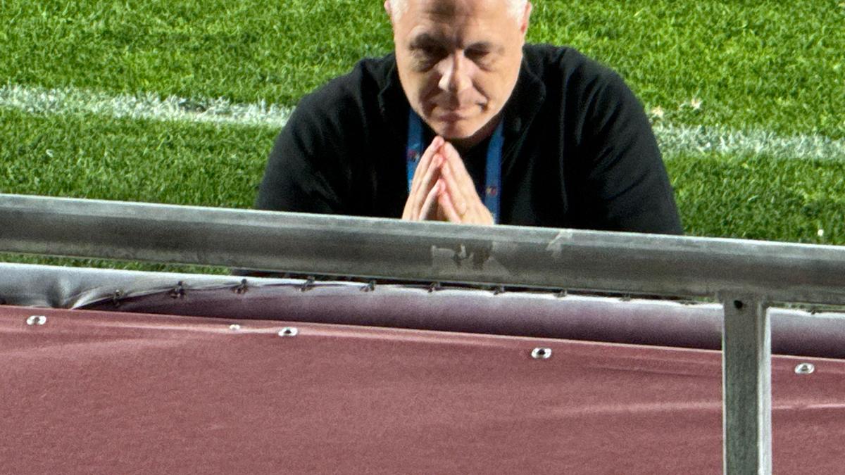 Marius Șumudică nu infirmă posibilitatea de a reveni în Turcia: „Nu iese fum fără foc”