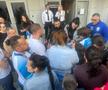 Ieșire blocată » Imagini surprinse după Esbjerg - CSM București. Pintea a scos capul pe ușa vestiarului: „Nicio șansă”