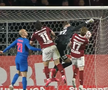 Rapid nu a primit penalty la o fază controversată
