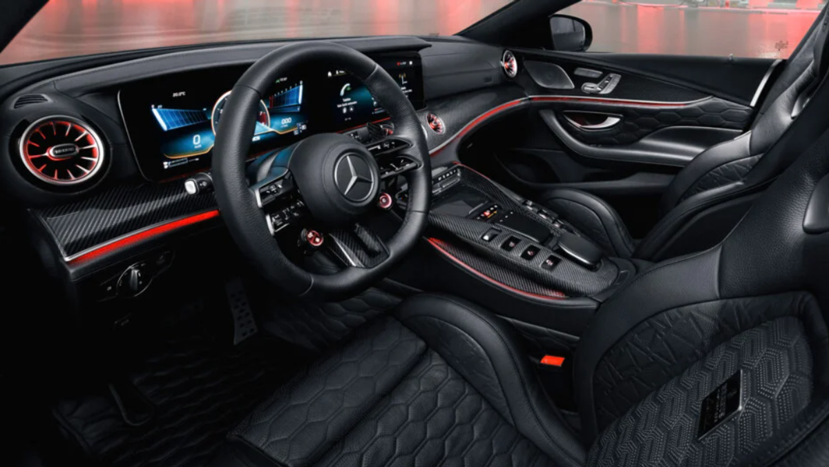 Cum arată Brabus Rocket 1000, „bestia” pe care și-a achiziționat-o Luka Doncic