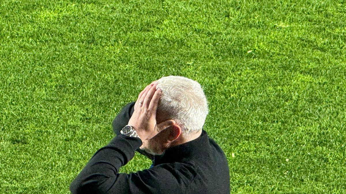 Marius Șumudică, în timpul derby-ului dintre Rapid și FCSB // 27.04.2025