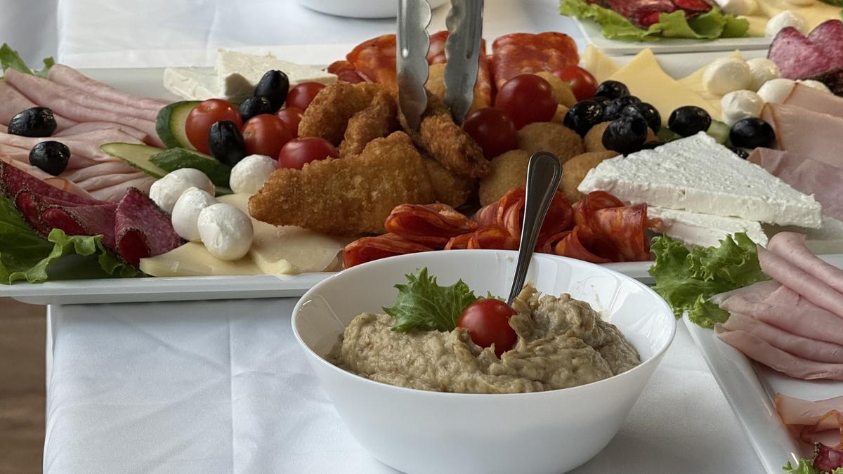 Ce primesc fanii Rapidului dacă îi plătesc 850 de lei lui Dan Șucu » Pachetul „Zi de meci” cu FCSB