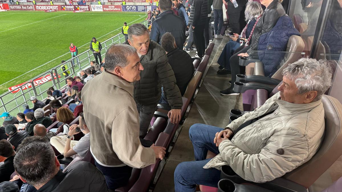Tribună oficială înțesată de VIP-uri la Rapid - FCSB » Șucu și Angelescu au venit alături de soții