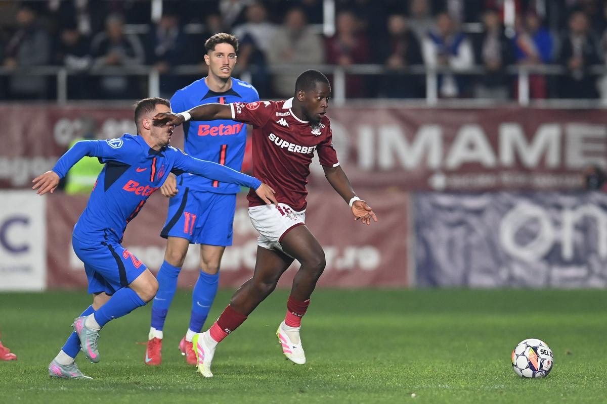 Florin Tănase contraatacă, în scandalul de la Rapid - FCSB: „Penalty acolo? La noi a fost roșu clar la Petrila! Cât să mai fim furați?!”