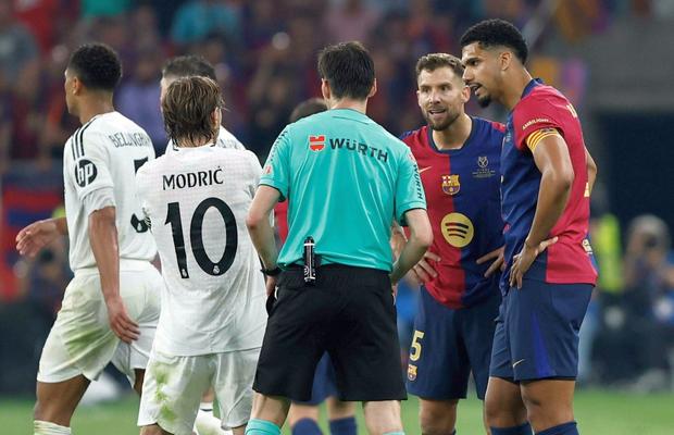 „Fiu de curvă” » Jucătorul lui Real Madrid, derapaj suburban în finala cu Barcelona: AS a făcut public tot