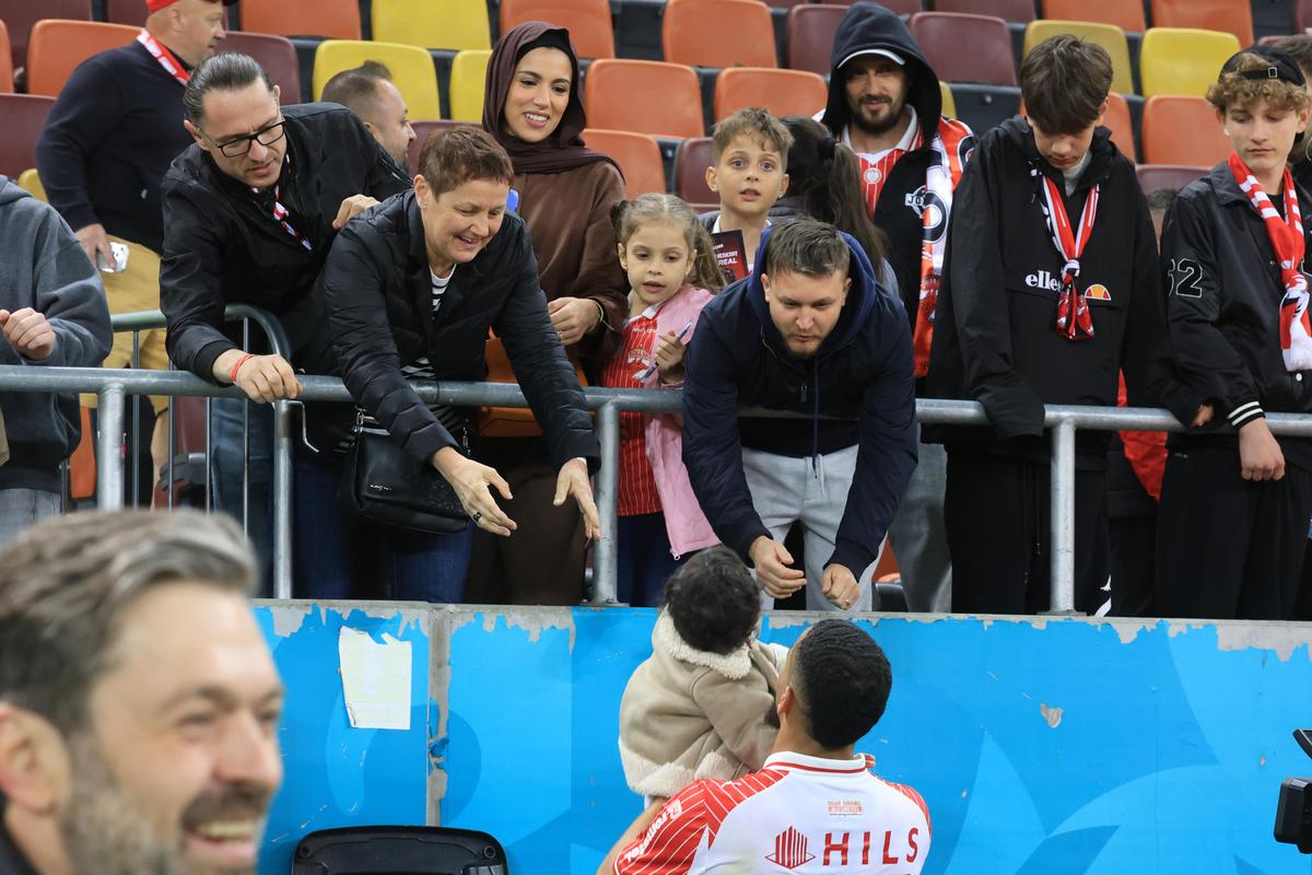 Imagini de la finalul meciului Dinamo - Rapid