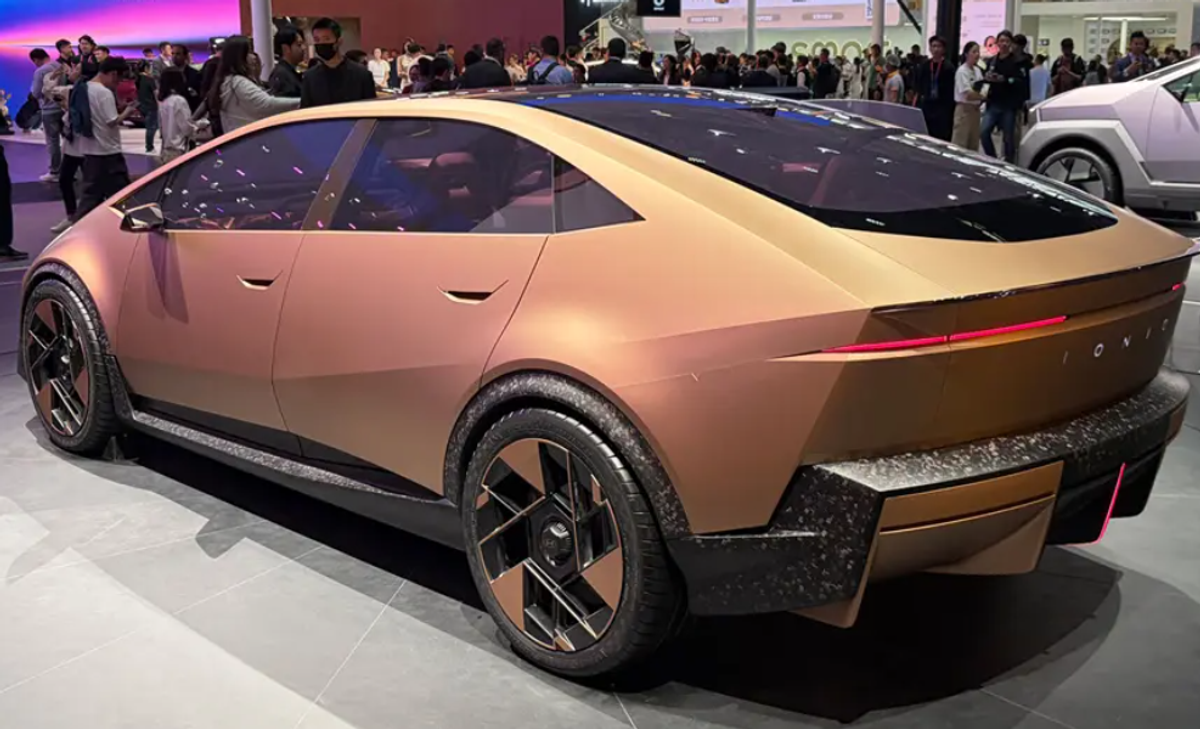 OZN pe roți! Marca iubită de români a lansat un model cu design extraterestru pe piața din China: cum arată