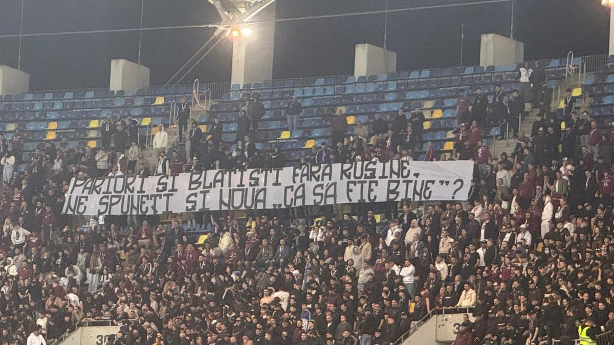 Mesajele afișate de Rapid cu Dinamo